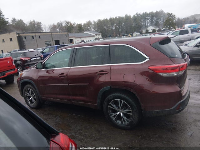 Toyota Highlander Le 2017 5TDBZRFH4HS387080 Image 14