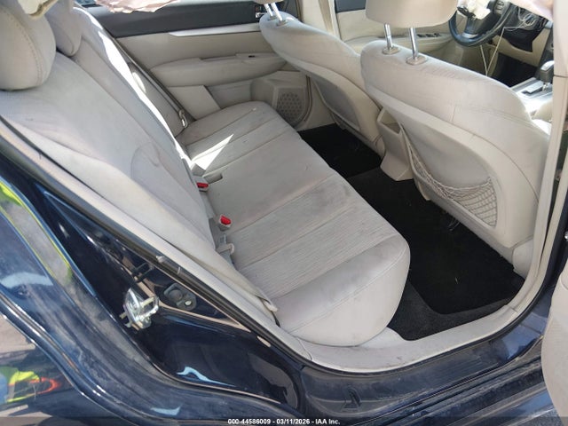 44586009 :رقم المزاد ، 4S3BMBC62E3021821 vin ، 2014 Subaru Legacy 2.5i Premium مزاد بيع