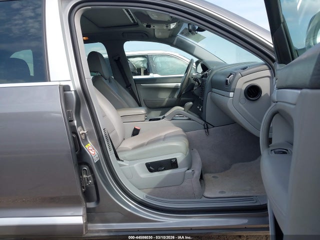 2009 PORSCHE CAYENNE WP1AA29P29LA11329 Photo 4