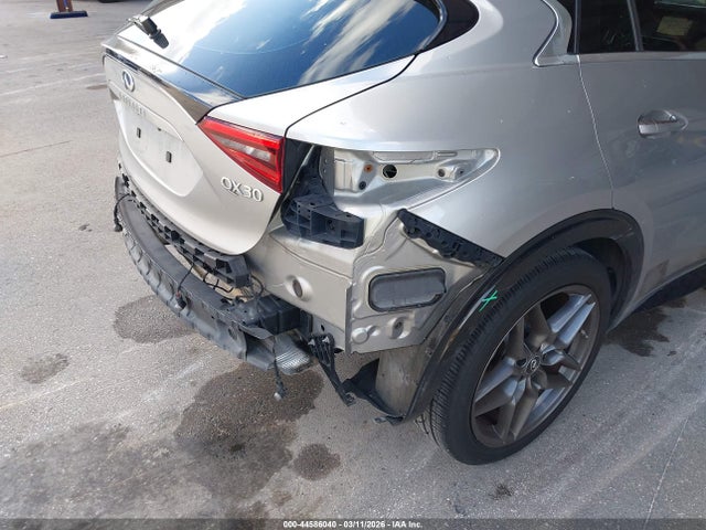 Продаж на аукціоні авто 2017 Infiniti Qx30 Premium, vin: SJKCH5CP9HA019161, номер лоту: 44586040