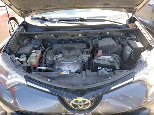 Toyota RAV4 LE 2018 JTMBFREV3JJ175418 Image 10