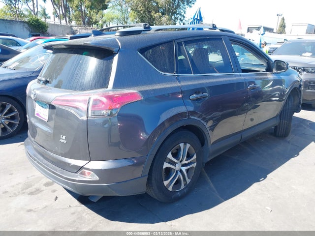 Toyota RAV4 LE 2018 JTMBFREV3JJ175418 Image 4