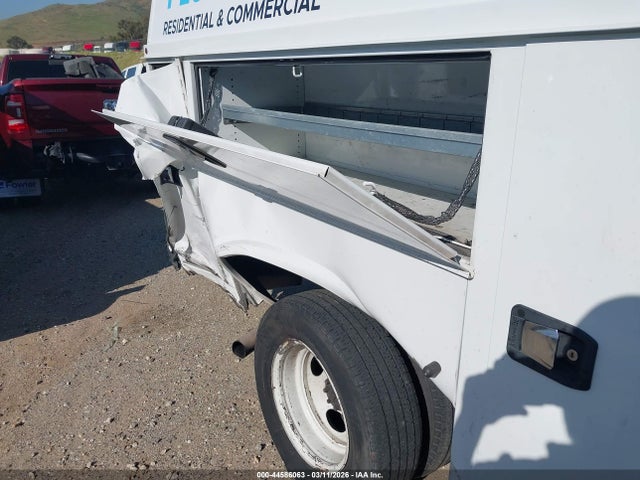 Продажа на аукционе авто 2019 Ford E-350 Cutaway, vin: 1FDWE3F68KDC02052, номер лота: 44586063