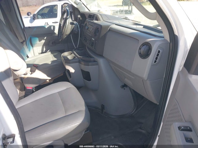 Продажа на аукционе авто 2019 Ford E-350 Cutaway, vin: 1FDWE3F68KDC02052, номер лота: 44586063