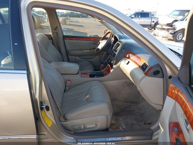 2002 LEXUS LS 430 JTHBN30F920067360 Photo 4