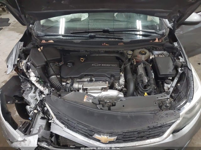 1G1BE5SM7J7158943 Chevrolet Cruze Lt Auto