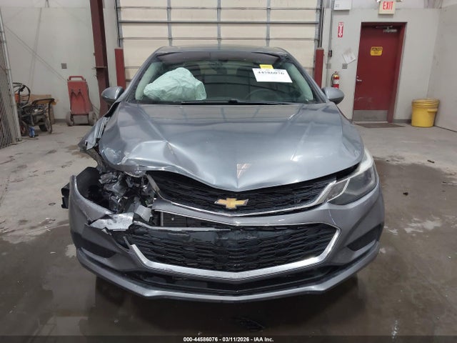 1G1BE5SM7J7158943 Chevrolet Cruze Lt Auto