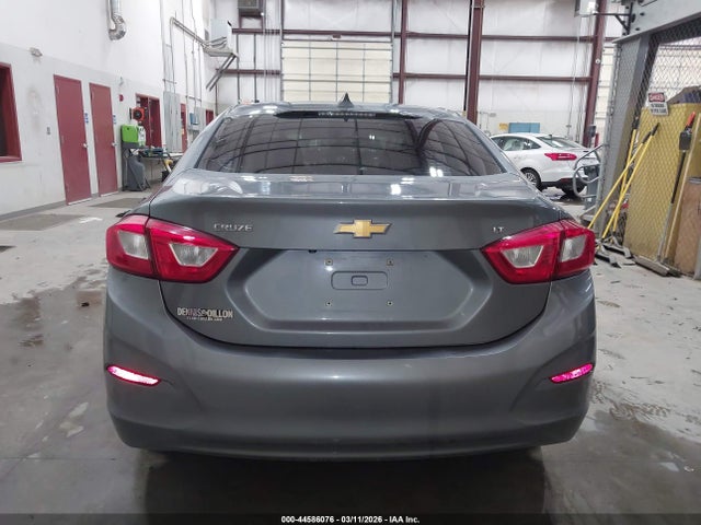 1G1BE5SM7J7158943 Chevrolet Cruze Lt Auto