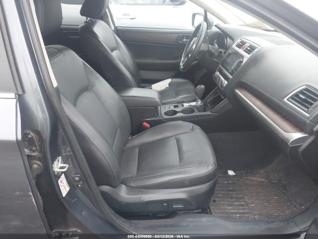 Продаж на аукціоні авто 2017 Subaru Outback 2.5i Limited, vin: 4S4BSAKC6H3237131, номер лоту: 44586090