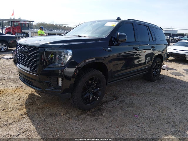 44586096 :رقم المزاد ، 1GKS2DKL9MR153418 vin ، 2021 Gmc Yukon 4wd Denali مزاد بيع