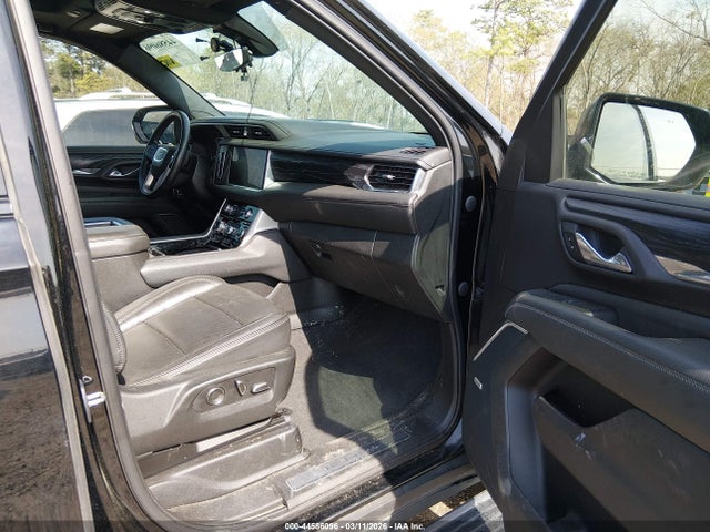 44586096 :رقم المزاد ، 1GKS2DKL9MR153418 vin ، 2021 Gmc Yukon 4wd Denali مزاد بيع