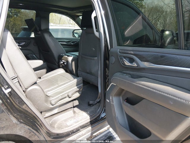 44586096 :رقم المزاد ، 1GKS2DKL9MR153418 vin ، 2021 Gmc Yukon 4wd Denali مزاد بيع