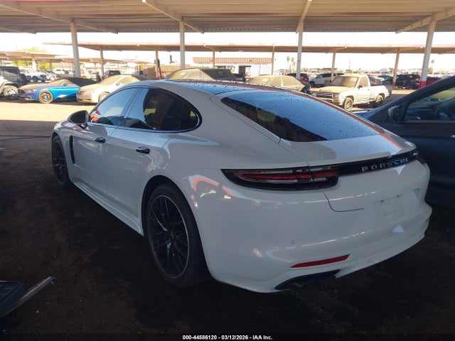 44586120 :رقم المزاد ، WP0AA2A76KL100677 vin ، 2019 Porsche Panamera 4 مزاد بيع