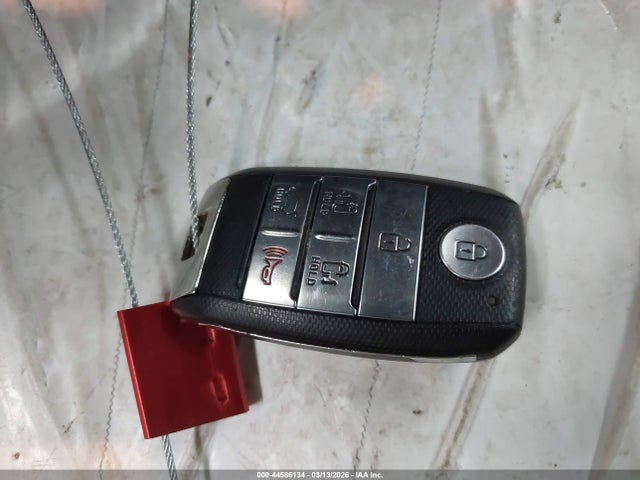 Продажа на аукционе авто 2020 Kia Sedona Ex, vin: KNDMB5C19L6576264, номер лота: 44586134