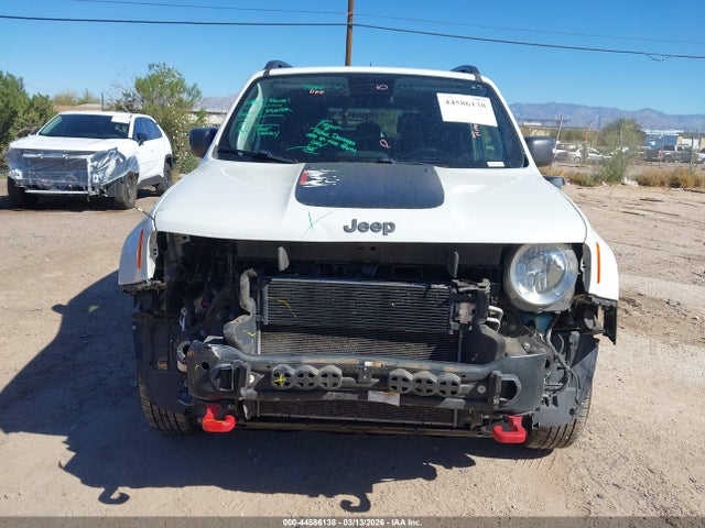 ZACNJBC16KPJ96135 Jeep Renegade Trailhawk 4x4