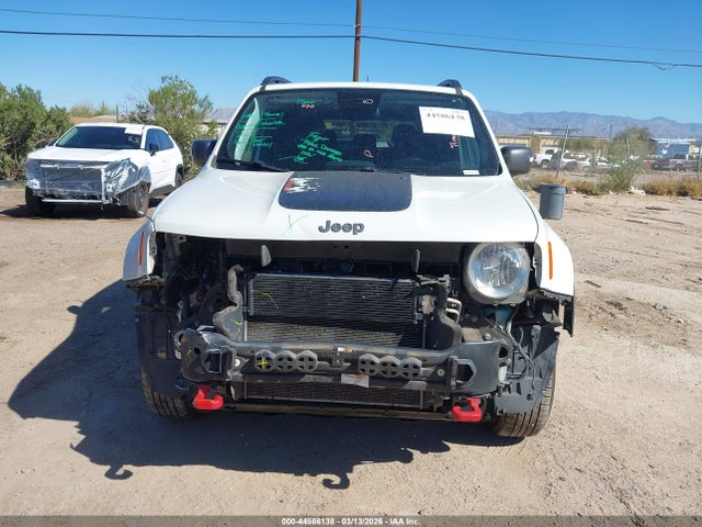 ZACNJBC16KPJ96135 Jeep Renegade Trailhawk 4x4