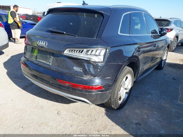 Продаж на аукціоні авто 2018 Audi Q5 2.0t Premium/2.0t Tech Premium, vin: WA1BNAFY2J2094573, номер лоту: 44586201