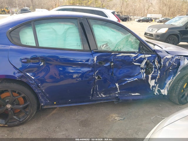 44586202 :رقم المزاد ، ZARFANAN3L7632314 vin ، 2020 Alfa Romeo Giulia Awd مزاد بيع