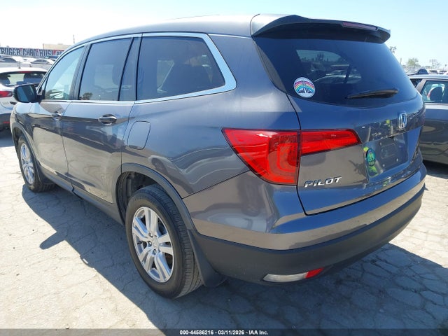 Honda PILOT LX 2018 5FNYF5H18JB004621 Image 3