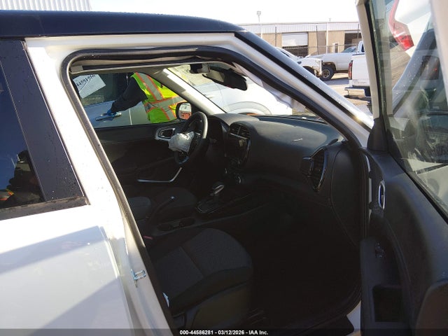 2025 Kia Soul S მანქანა იყიდება აუქციონზე, vin: KNDJ23AU7S7265560, აუქციონის ნომერი: 44586281