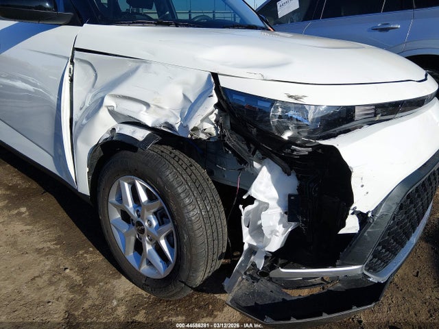 2025 Kia Soul S მანქანა იყიდება აუქციონზე, vin: KNDJ23AU7S7265560, აუქციონის ნომერი: 44586281
