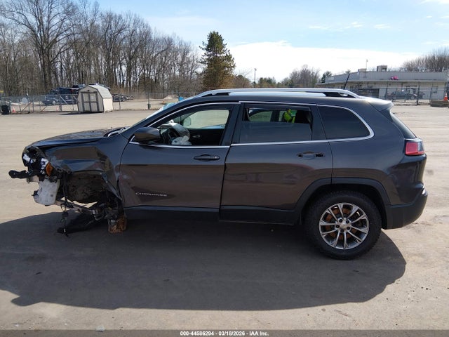 44586294 :رقم المزاد ، 1C4PJMLX2KD239153 vin ، 2019 Jeep Cherokee Latitude Plus 4x4 مزاد بيع