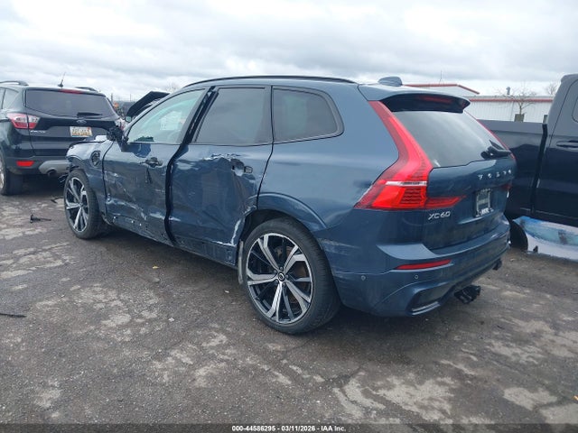 2024 VOLVO XC60 RECHARGE PLUG-IN HYBRID YV4H60DM2R1866463 Photo 2