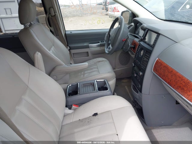 Продажа на аукционе авто 2008 Chrysler Town & Country Touring, vin: 2A8HR54P28R684976, номер лота: 44586306