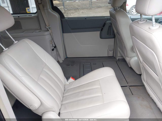 Продажа на аукционе авто 2008 Chrysler Town & Country Touring, vin: 2A8HR54P28R684976, номер лота: 44586306