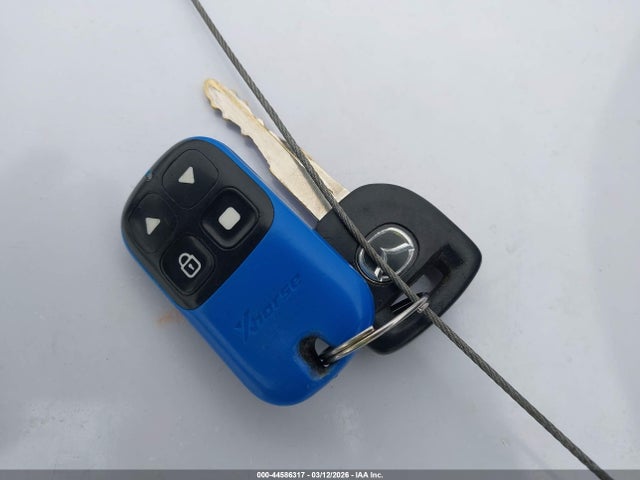 2006 Mazda Mazda3 I მანქანა იყიდება აუქციონზე, vin: JM1BK32G761449497, აუქციონის ნომერი: 44586317