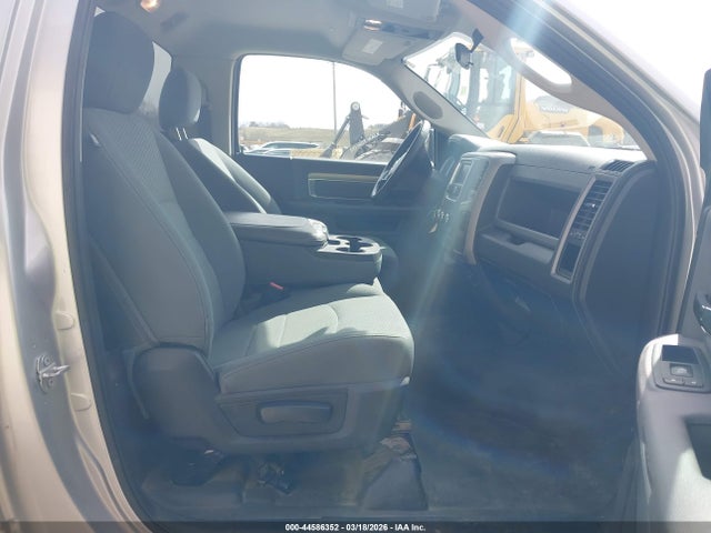 2017 Ram 1500 Tradesman Regular Cab 4x4 8' Box მანქანა იყიდება აუქციონზე, vin: 3C6JR7DT2HG585217, აუქციონის ნომერი: 44586352