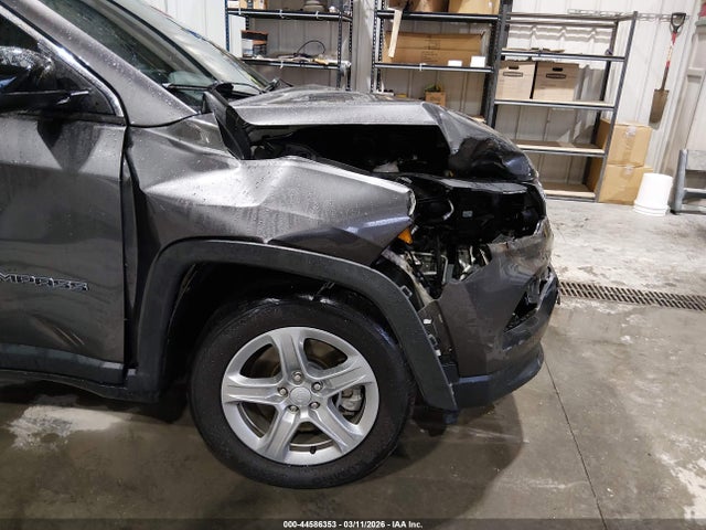 2024 Jeep Compass Latitude 4x4 მანქანა იყიდება აუქციონზე, vin: 3C4NJDBN7RT606902, აუქციონის ნომერი: 44586353