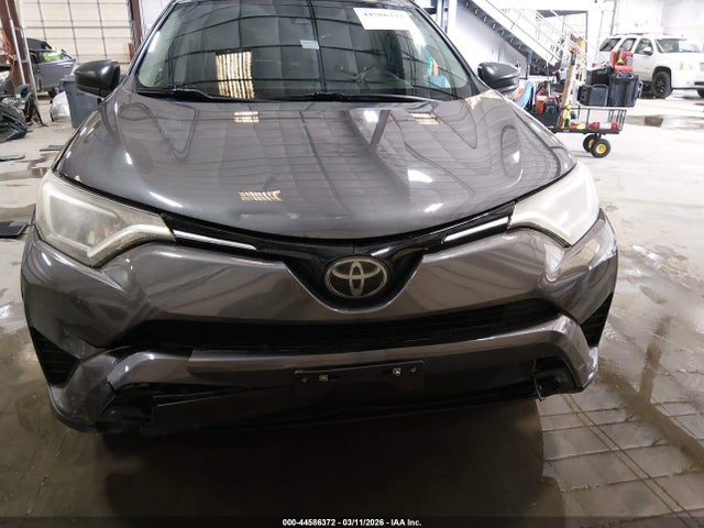 2T3BFREV2HW626771 Toyota RAV4 LE