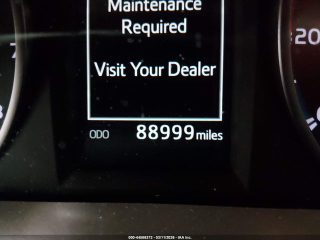 2T3BFREV2HW626771 Toyota RAV4 LE