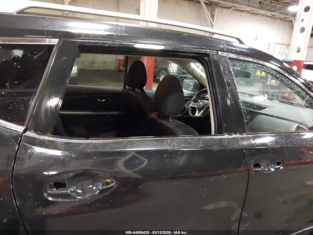 Nissan ROGUE S 2017 JN8AT2MVXHW256480 Image 6