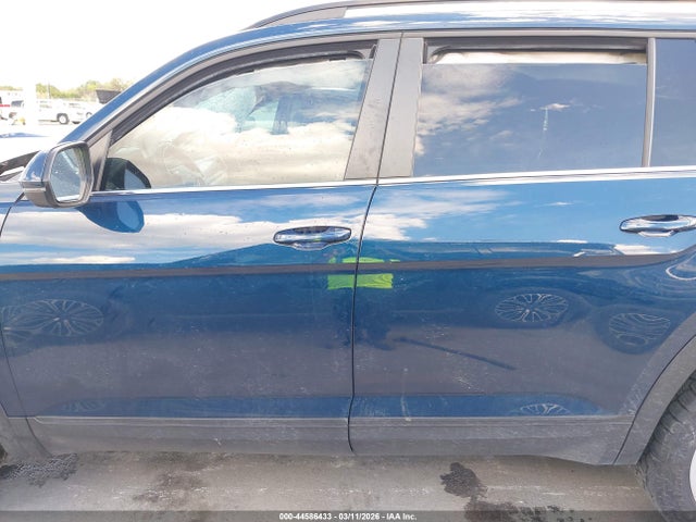 2021 Volkswagen Atlas 2.0t Se W/technology მანქანა იყიდება აუქციონზე, vin: 1V2WP2CA6MC575289, აუქციონის ნომერი: 44586433