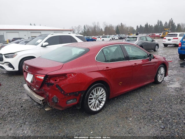 4T1B11HK7JU507050 Toyota CAMRY XLE