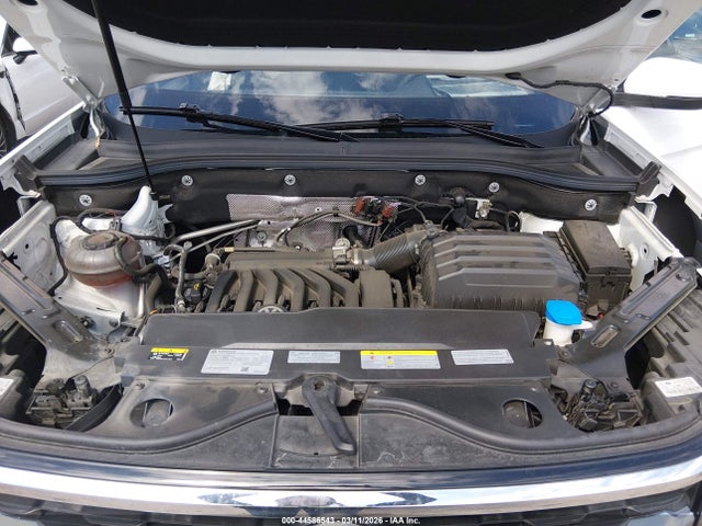 2022 Volkswagen Atlas Cross Sport 3.6l V6 Se W/technology მანქანა იყიდება აუქციონზე, vin: 1V2KE2CA5NC210883, აუქციონის ნომერი: 44586543