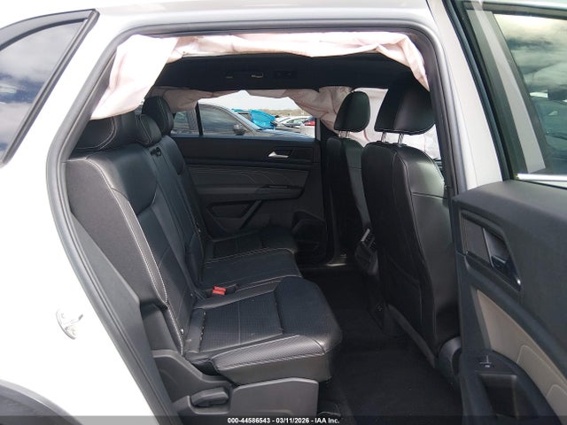 2022 Volkswagen Atlas Cross Sport 3.6l V6 Se W/technology მანქანა იყიდება აუქციონზე, vin: 1V2KE2CA5NC210883, აუქციონის ნომერი: 44586543