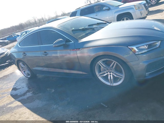 44586550 :رقم المزاد ، WAUENCF56KA024387 vin ، 2019 Audi A5 45 Premium مزاد بيع