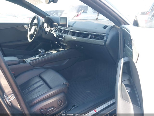 44586550 :رقم المزاد ، WAUENCF56KA024387 vin ، 2019 Audi A5 45 Premium مزاد بيع