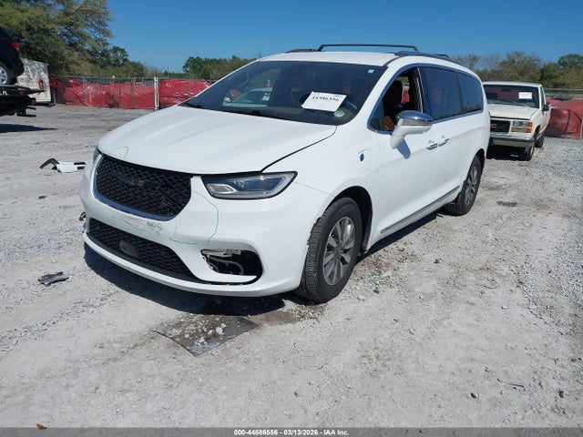 2021 Chrysler Pacifica Hybrid Limited მანქანა იყიდება აუქციონზე, vin: 2C4RC1S7XMR572994, აუქციონის ნომერი: 44586556