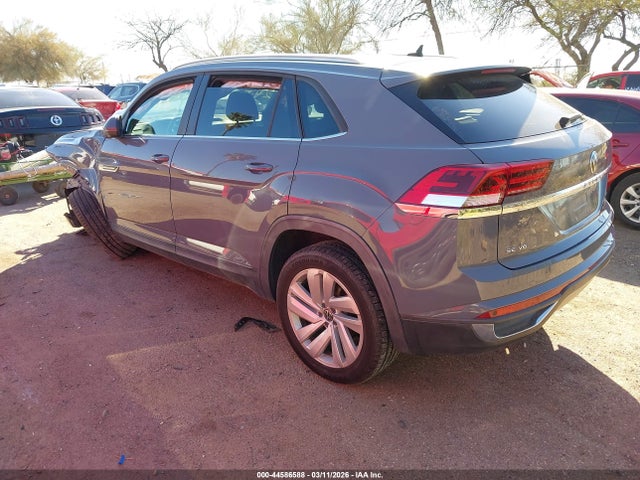 2020 VOLKSWAGEN ATLAS CROSS SPORT 1V26E2CA8LC207958 Photo 2