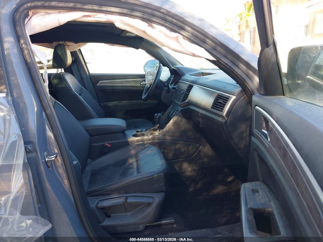 2020 VOLKSWAGEN ATLAS CROSS SPORT 1V26E2CA8LC207958 Photo 4