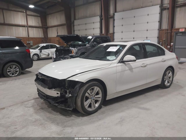 44586593 :رقم المزاد ، WBA8D9G55JNU66845 vin ، 2018 Bmw 330i Xdrive مزاد بيع