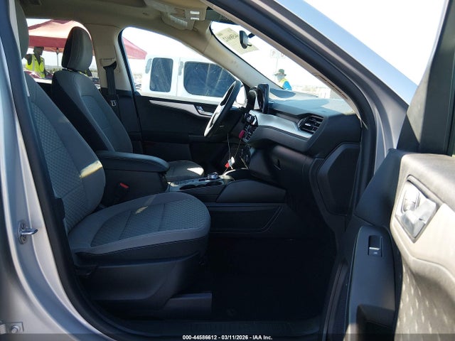 1FMCU9G61LUB25551 Ford ESCAPE SE