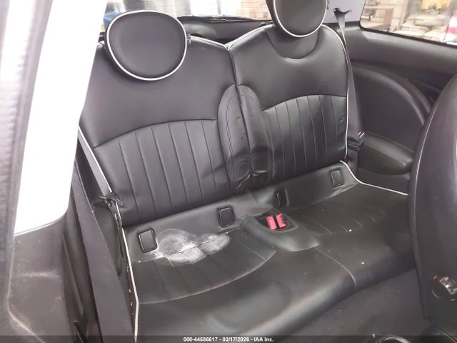2008 MINI COOPER WMWMF33568TT62866 Photo 7