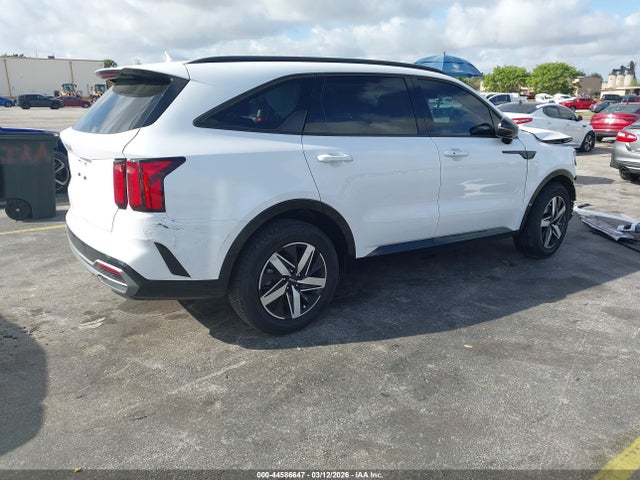 2023 KIA SORENTO 5XYRH4LF2PG223863 Photo 3