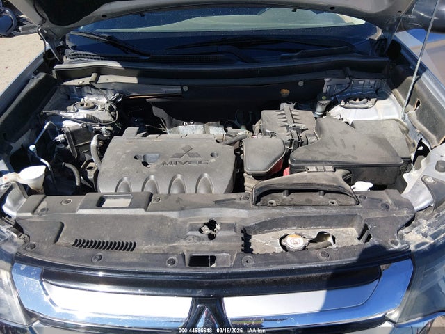 Mitsubishi Outlander Es 2016 JA4AD2A36GZ009105 Image 10