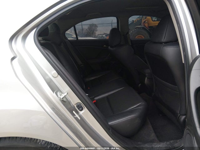 44586661 :رقم المزاد ، JH4CU2F66AC011057 vin ، 2010 Acura Tsx 2.4 مزاد بيع